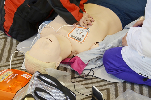 AED心臓マッサージBLS